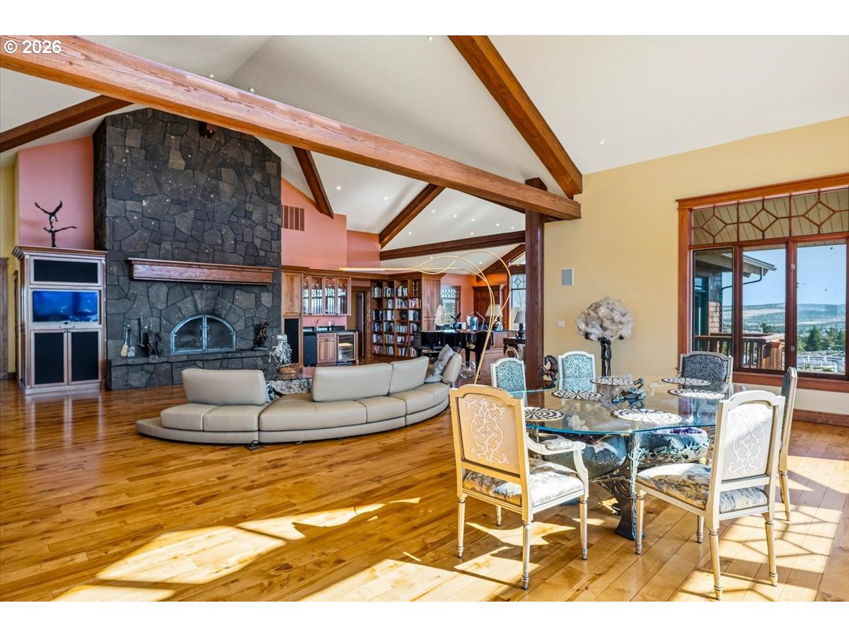 1299 Northwest McDaniel Road Powell Butte, OR 97753 - Photo 6 of 48