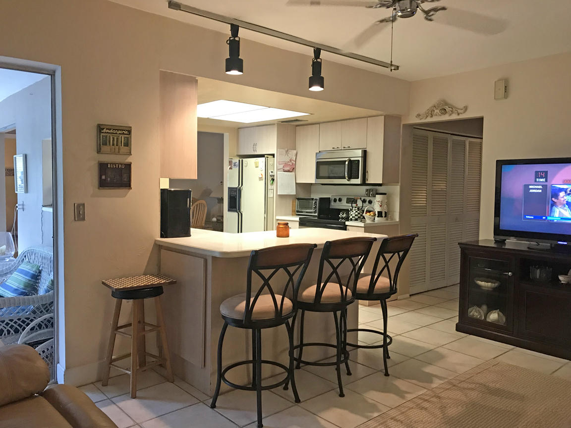 1450 Northwest 4th Court Boca Raton, FL 33432 - Photo 10 of 18 IMG_5670B
