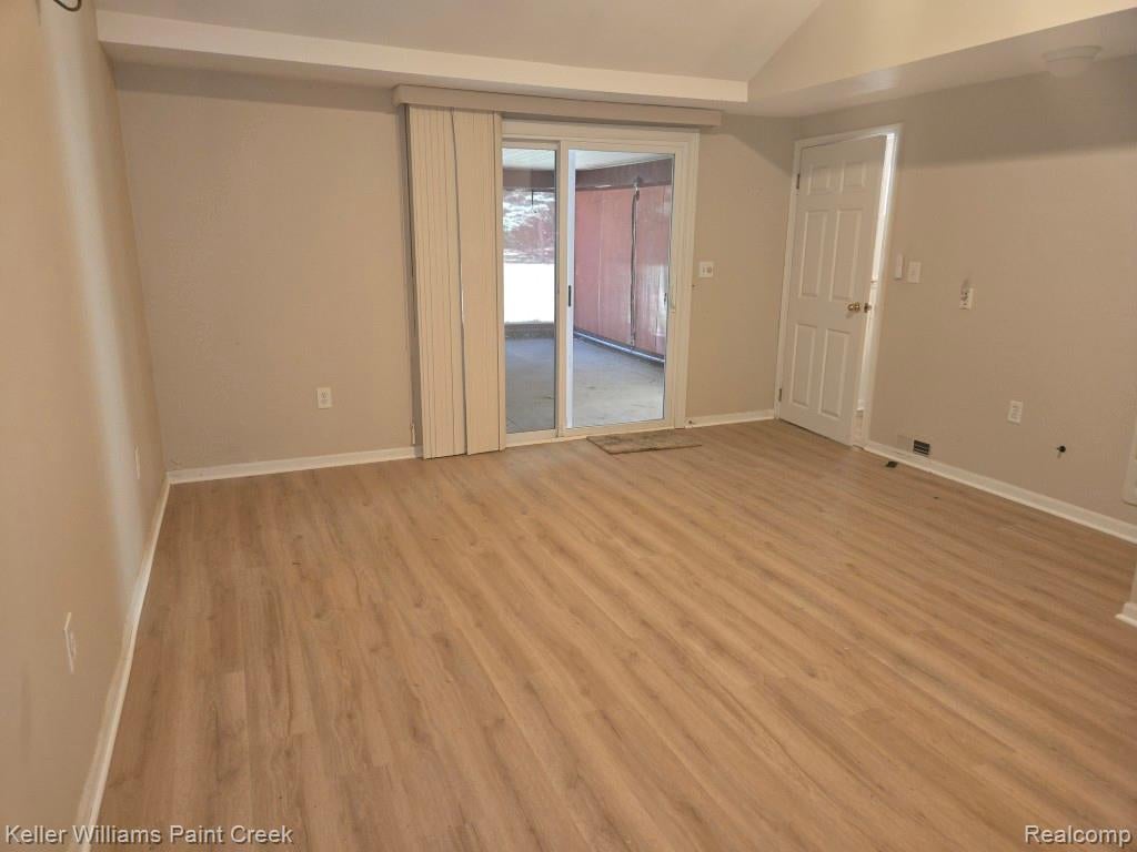 1460 Gravel Ridge Drive Rochester Hills, MI 48307 - Photo 25 of 28 Gallery Image 25