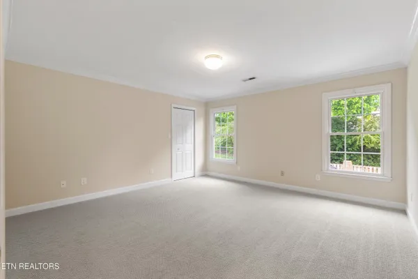 $992,000 | 7605 Harrisburg Court, Knoxville, TN 37909