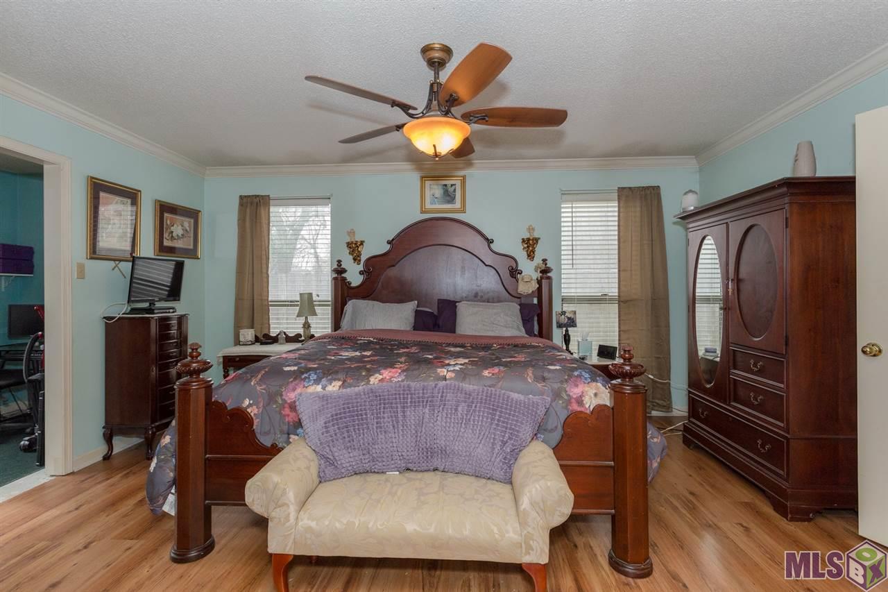 2492 Inverrary Drive Baton Rouge, LA 70816 - Photo 14 of 27 Gallery Image 14