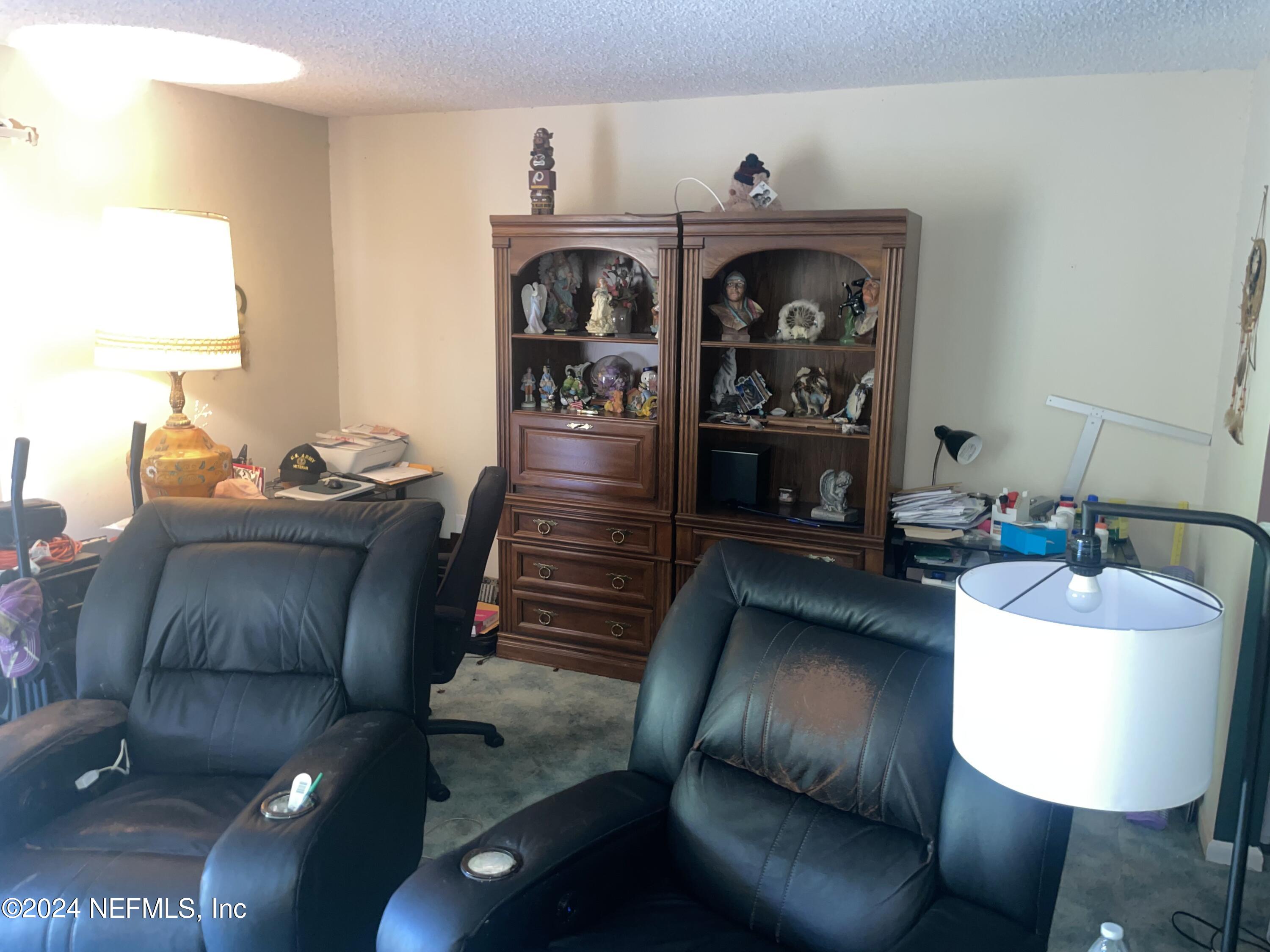 380 Raleigh Road, Unit 12 Jacksonville, FL 32225 - Photo 16 of 38 IMG_4472