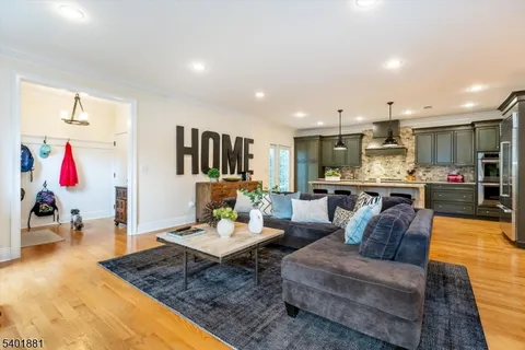 $1,250,000 | 1 Central Avenue, Montclair, NJ 07042