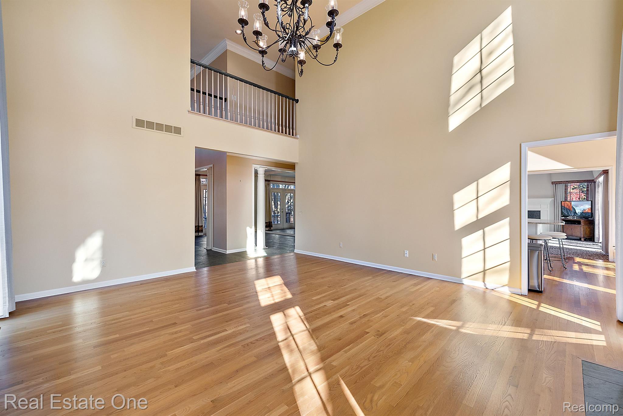 4114 Oak Tree Circle Rochester, MI 48306 - Photo 15 of 40 Gallery Image 15
