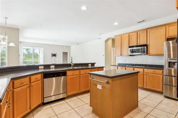 $3,999 | 10222 Arbor Side Drive, Tampa, FL 33647