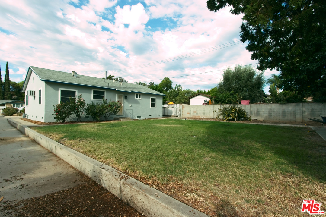 4152 Apricot Road Simi Valley, CA 93063 - Photo 22 of 28