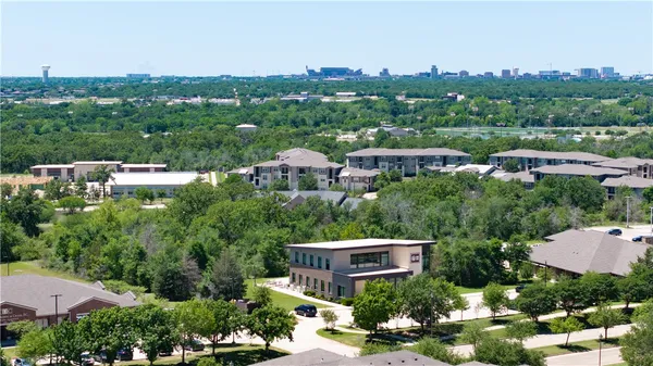 $374,900 | 1580 Copperfield Parkway, College Station, TX 77845