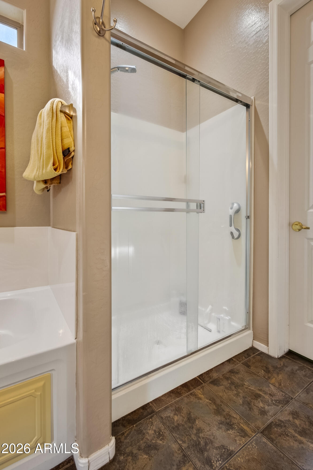 654 South Elk Ridge Drive Camp Verde, AZ 86322 - Photo 24 of 34 a bathroom with a shower
