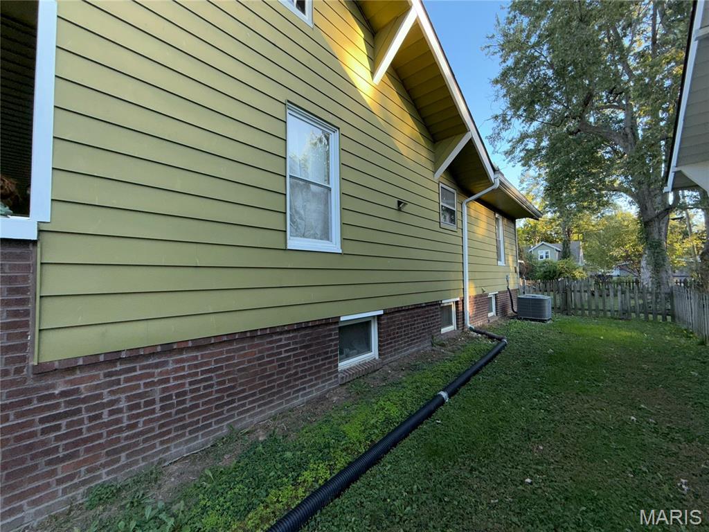 2129 Logan Street Murphysboro, IL 62966 - Photo 4 of 95