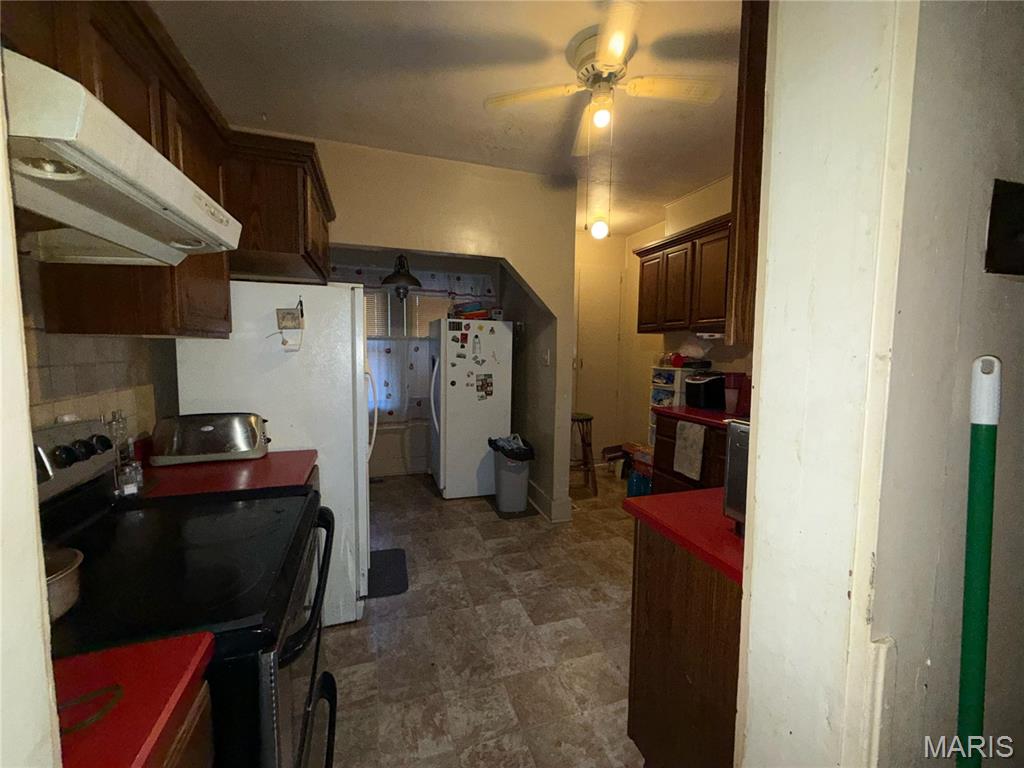 2129 Logan Street Murphysboro, IL 62966 - Photo 53 of 95