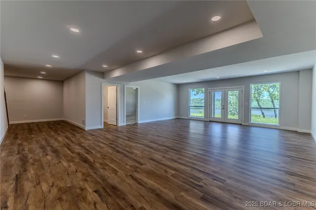 $559,000 | 312 Woodland Point, Linn Creek, MO 65052