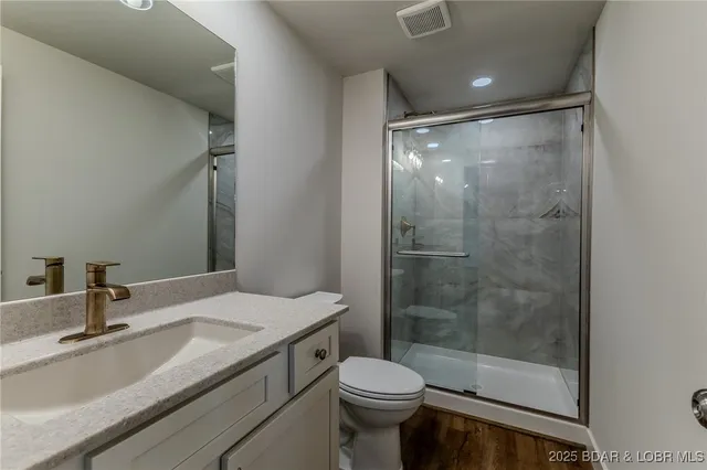 $589,000 | 312 Woodland Point, Linn Creek, MO 65052