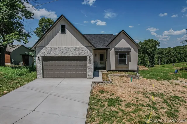 $589,000 | 312 Woodland Point, Linn Creek, MO 65052