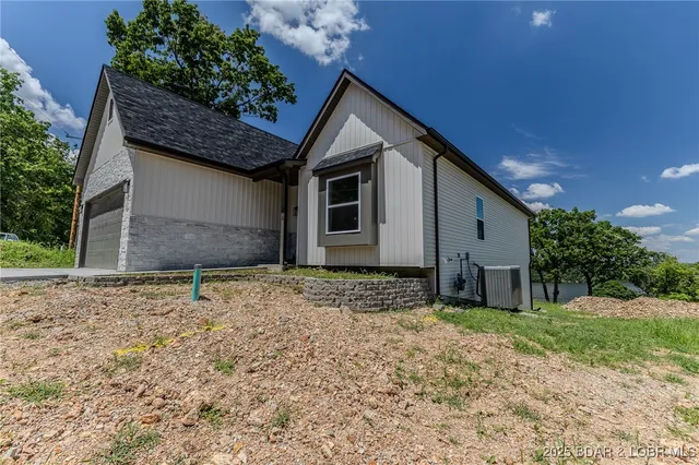 $559,000 | 312 Woodland Point, Linn Creek, MO 65052