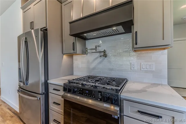 $559,000 | 312 Woodland Point, Linn Creek, MO 65052