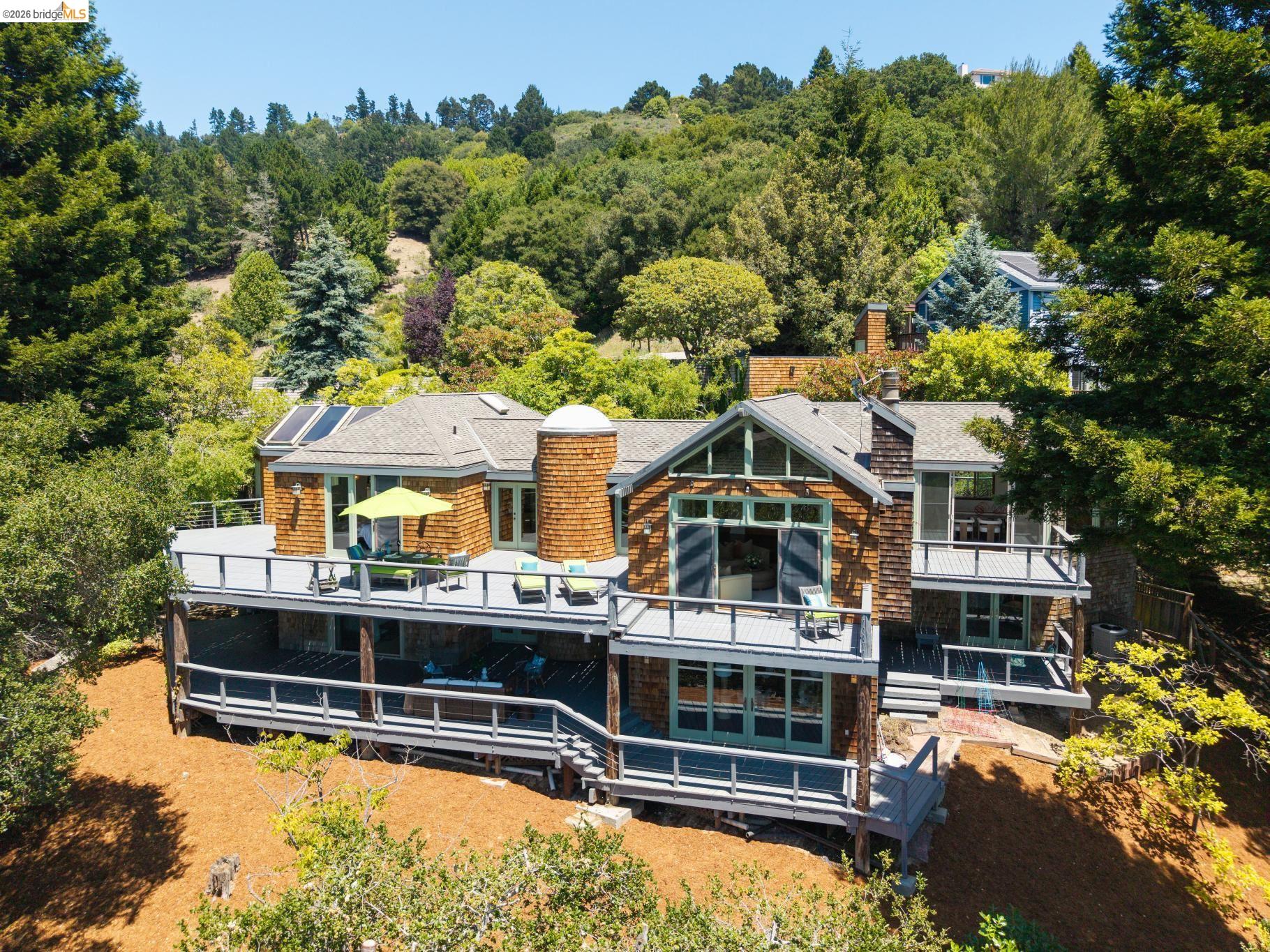 2223 Tunnel Road Oakland, CA 94611 - Photo 2 of 61