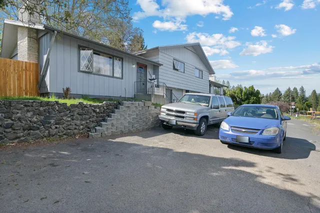 $625,000 | 9907 North Waikiki Road, Unit 9905 N WAIKIKI RD, Spokane, WA 99218