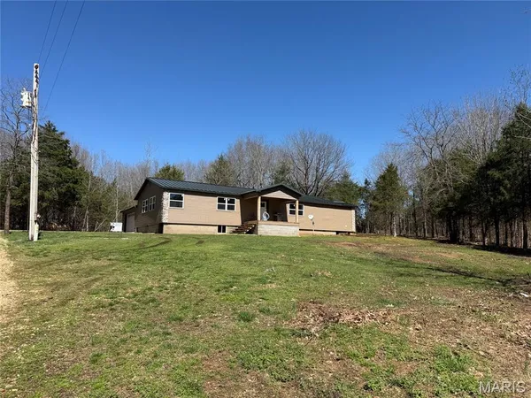 $225,000 | 201 Ripley Route East, Doniphan, MO 63935