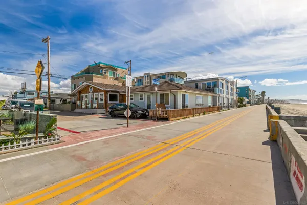 $1,550,000 | 717 San Jose Place, San Diego, CA 92109