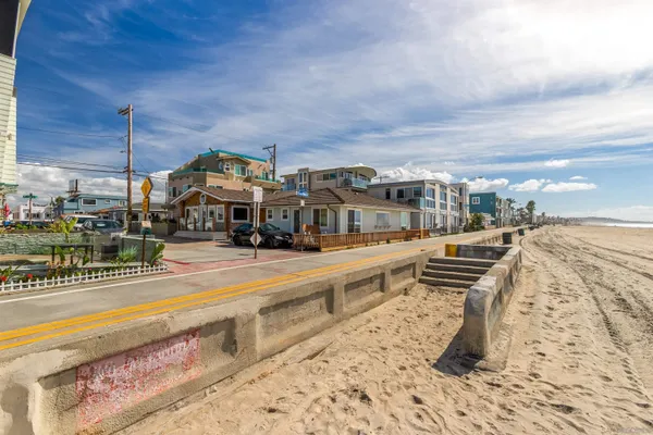 $1,550,000 | 717 San Jose Place, San Diego, CA 92109
