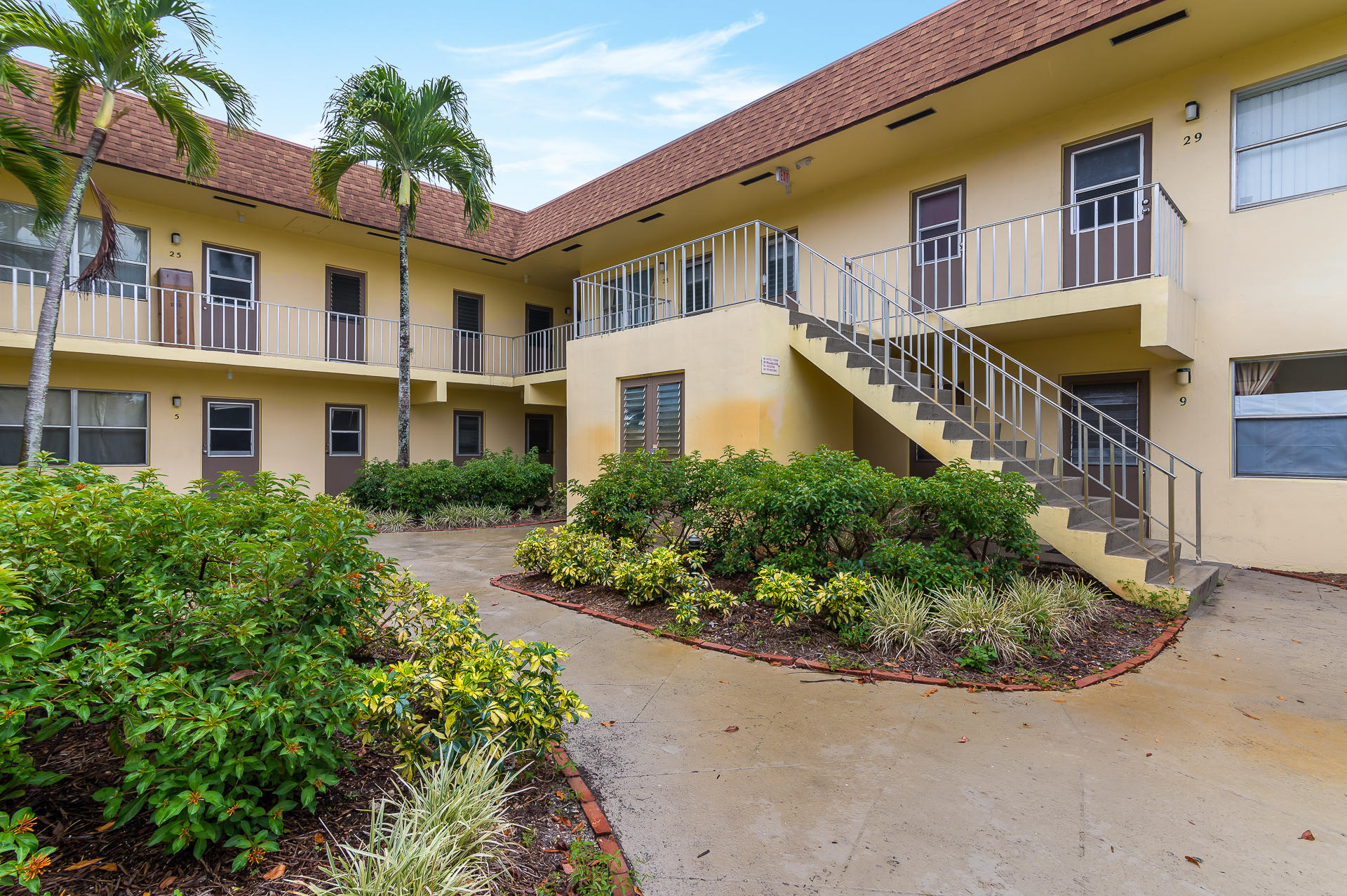 260 Northwest 19th Street, Unit 260 Boca Raton, FL 33432 - Photo 1 of 13 Building