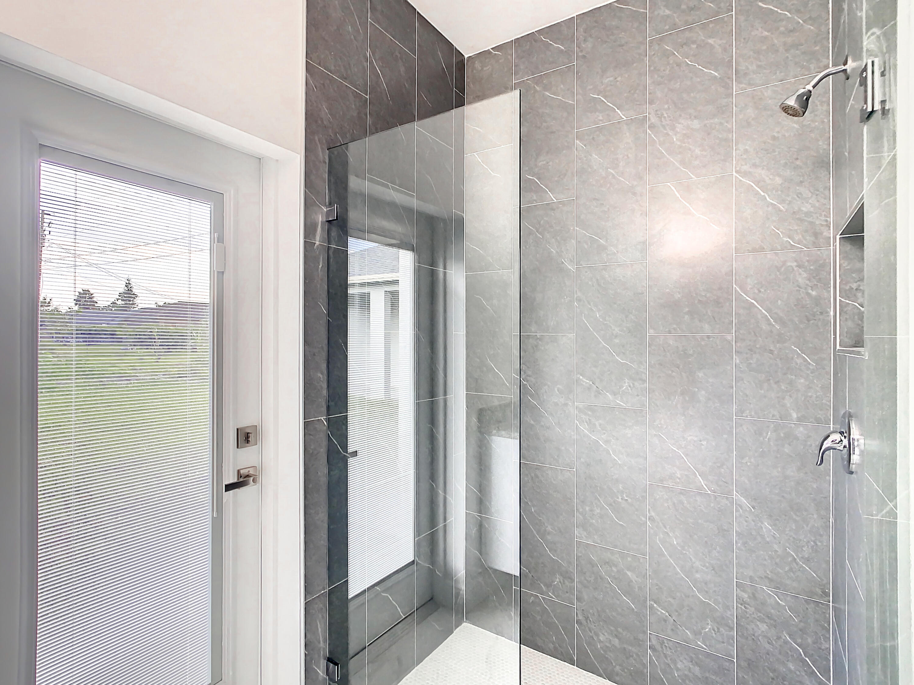 325 Southwest Becker Road Port St. Lucie, FL 34953 - Photo 27 of 31 Cabana Bath shower