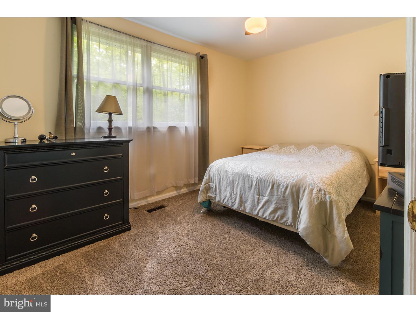 33 Wheatsheaf Road Shamong, NJ 08088 - Photo 11 of 18 Bedroom 2