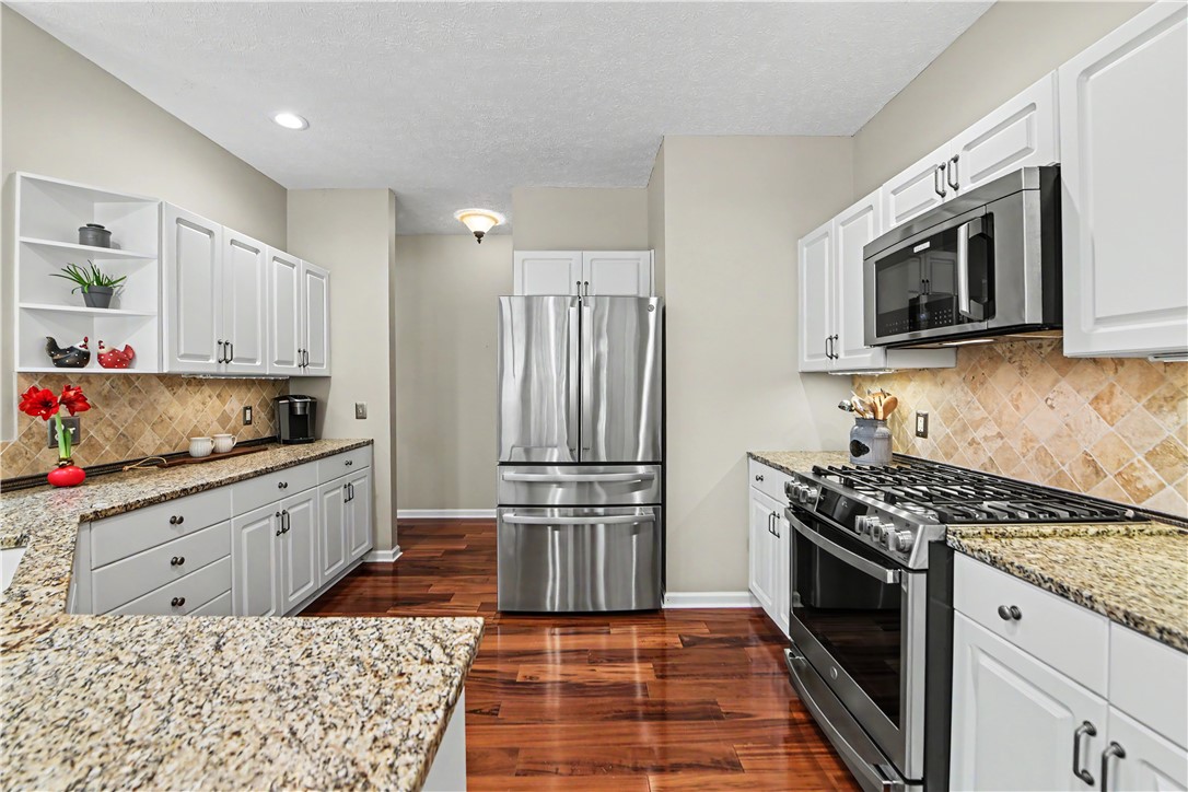 209 Berwick Court Seneca, SC 29672 - Photo 11 of 50