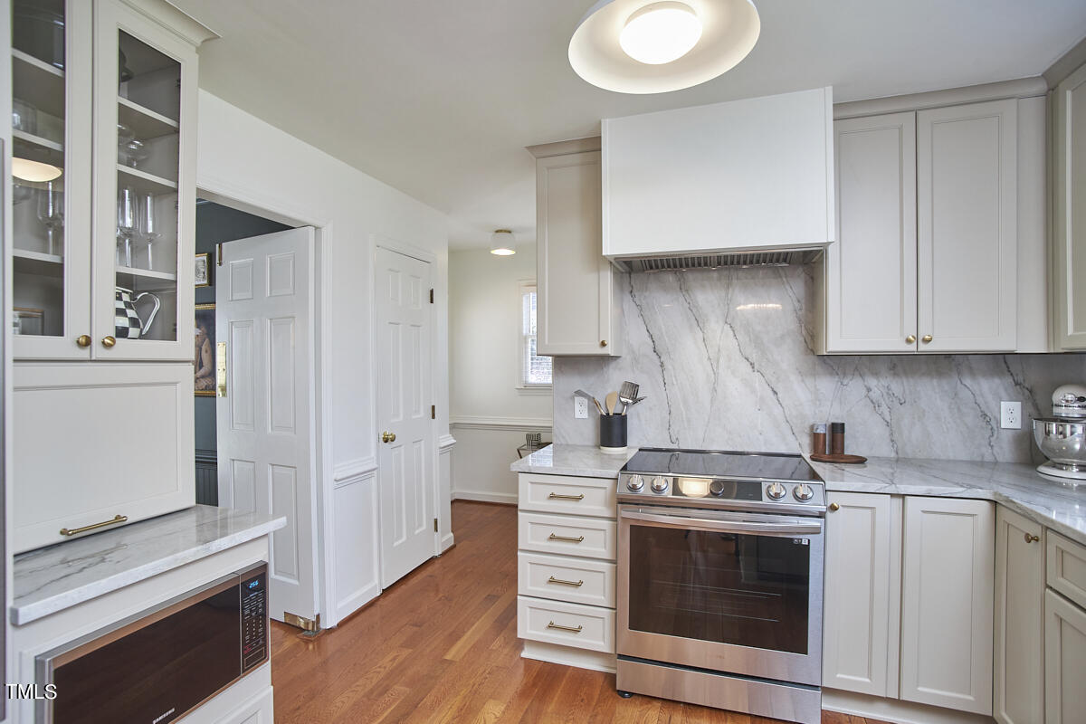 7424 Old Fox Trail Raleigh, NC 27613 - Photo 12 of 34 030