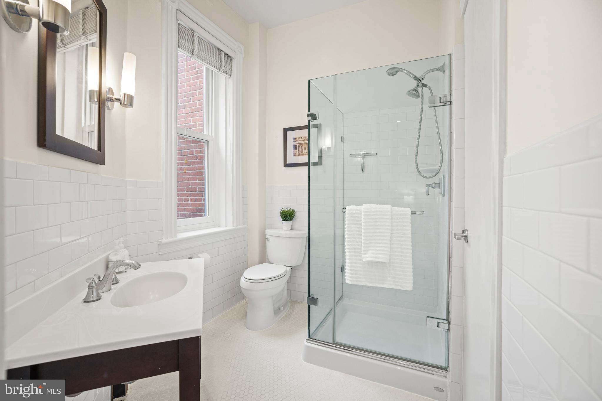 1737 Riggs Place Northwest, Unit C Washington, DC 20009 - Photo 18 of 20 Gallery Image 18