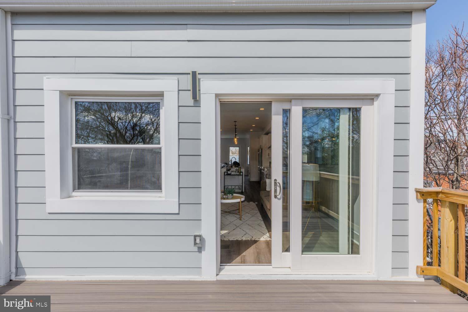 424 Taylor Street Northwest, Unit B Washington, DC 20011 - Photo 12 of 51 a view of a entryway of the house