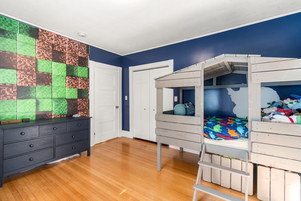 53 Marshall Street Newton, MA 02459 - Photo 13 of 27