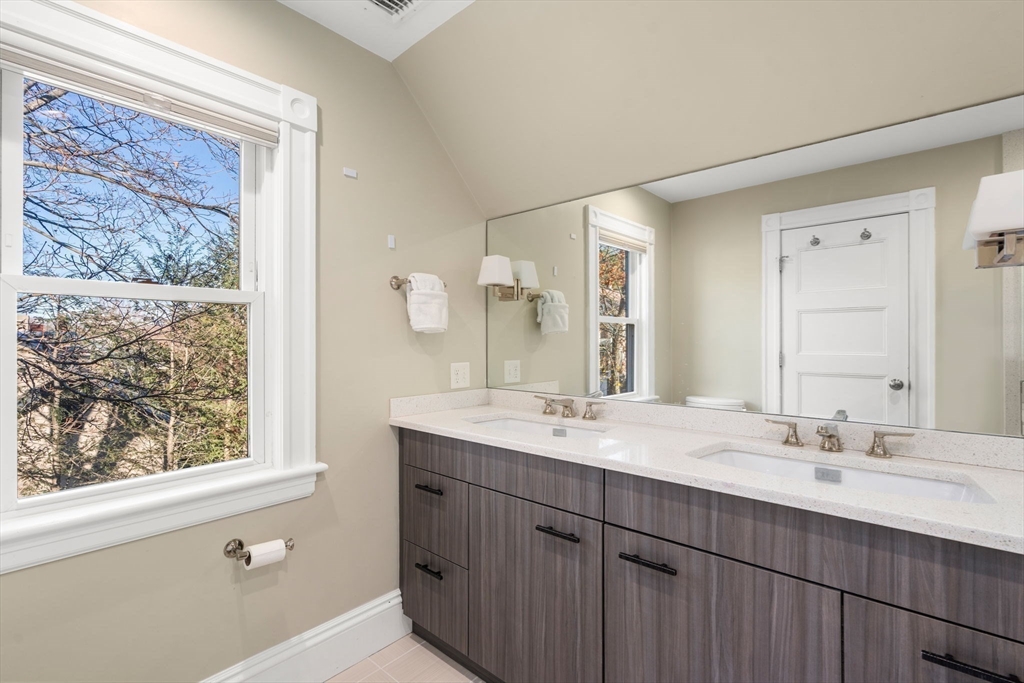 53 Marshall Street Newton, MA 02459 - Photo 18 of 27