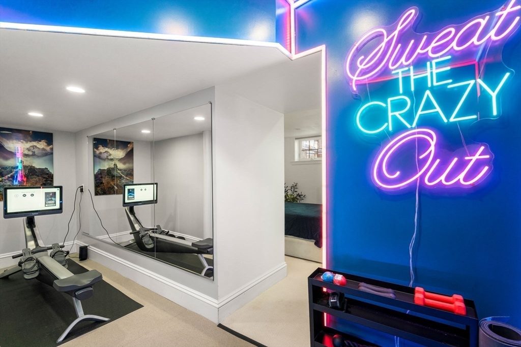 53 Marshall Street Newton, MA 02459 - Photo 21 of 27