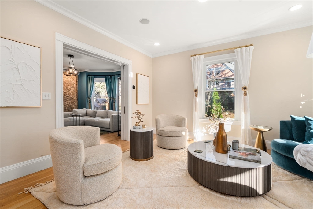 53 Marshall Street Newton, MA 02459 - Photo 4 of 27