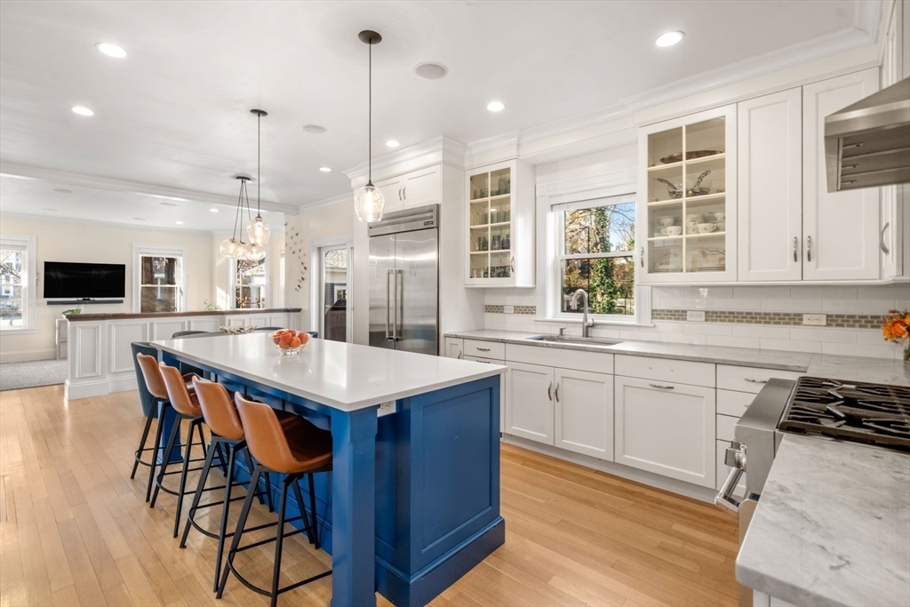 53 Marshall Street Newton, MA 02459 - Photo 6 of 27