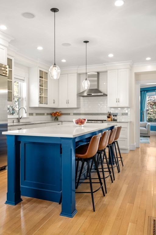 53 Marshall Street Newton, MA 02459 - Photo 8 of 27