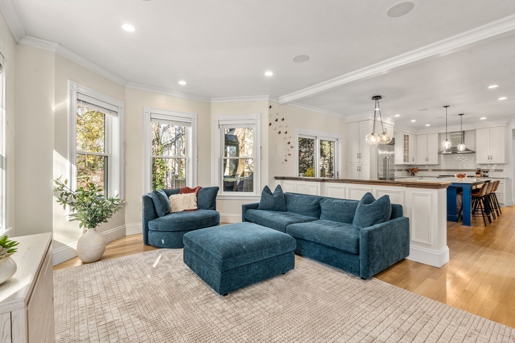 53 Marshall Street Newton, MA 02459 - Photo 9 of 27