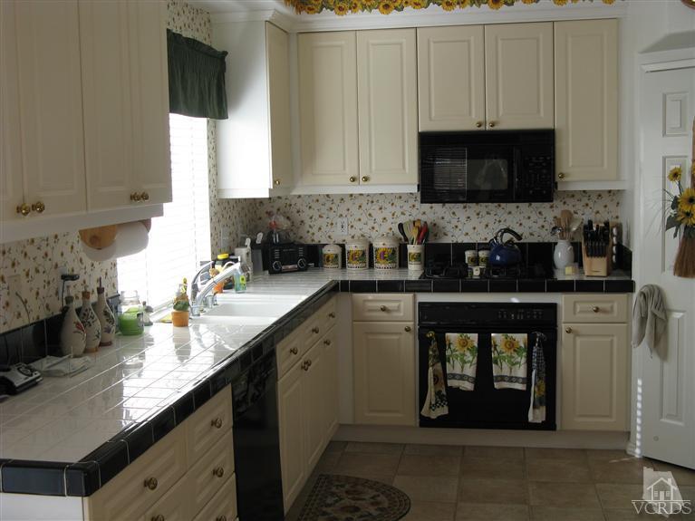 1853 Maybrook Way Simi Valley, CA 93065 - Photo 2 of 10 Additional Photo