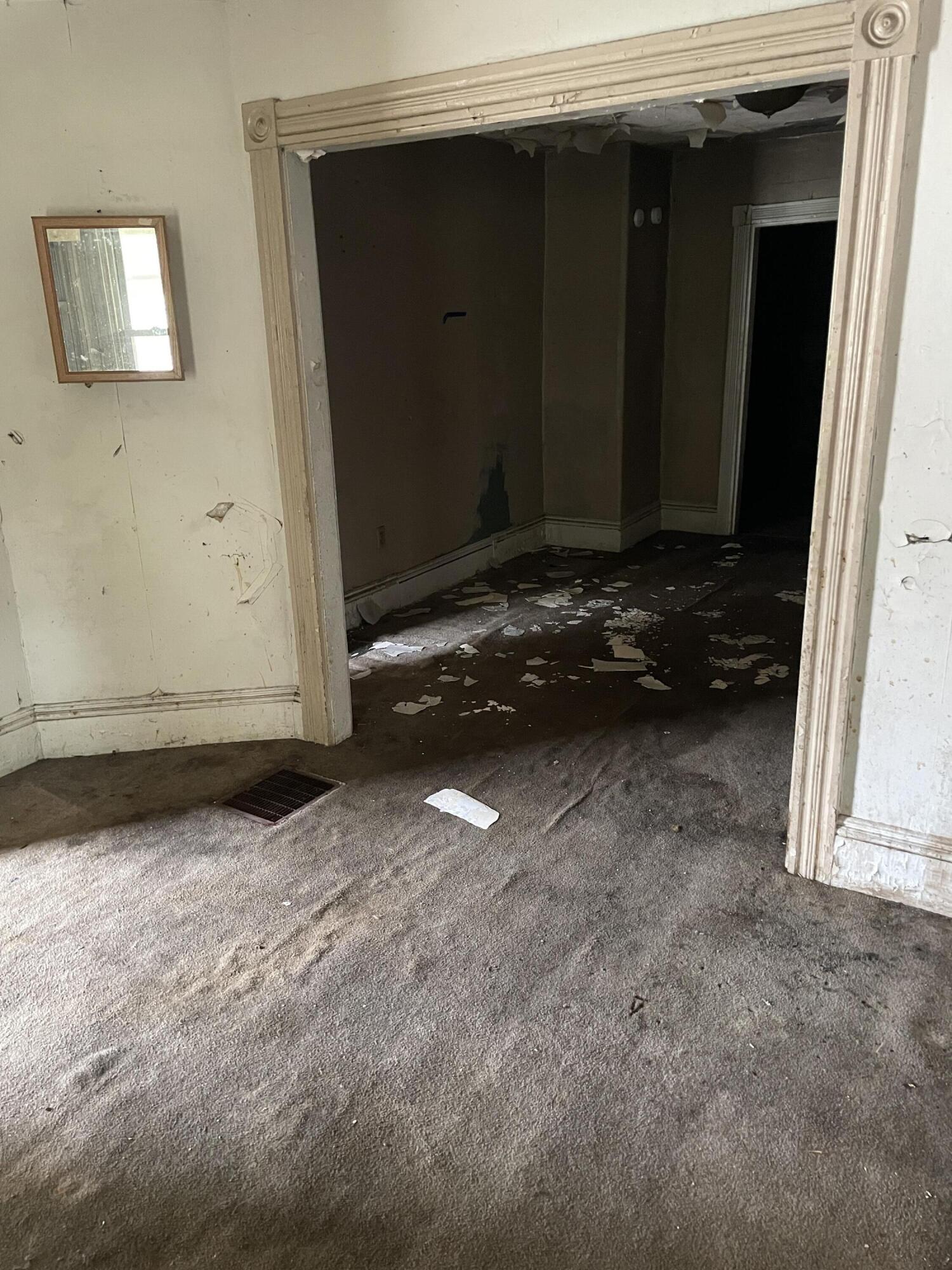 128 Union Street Brewer, ME 04412 - Photo 4 of 11 80FC08D9-4492-40E0-A18C-6572CE30CA1D