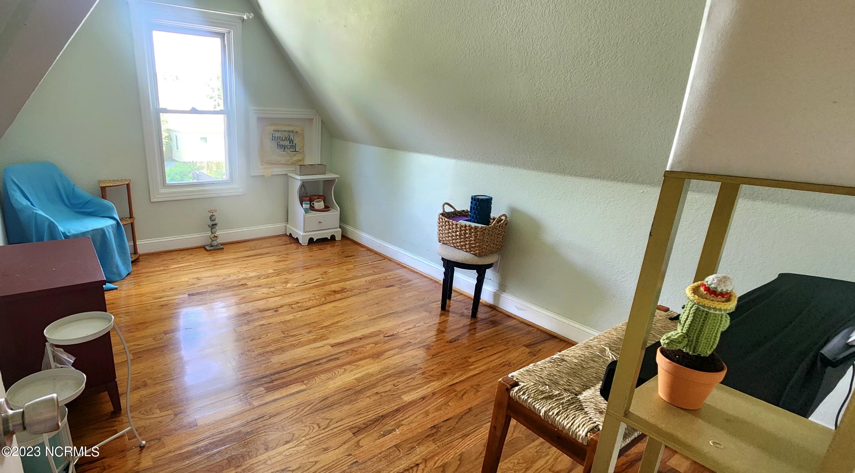 910 Maple Street Elizabeth City, NC 27909 - Photo 25 of 39 20230729_121129