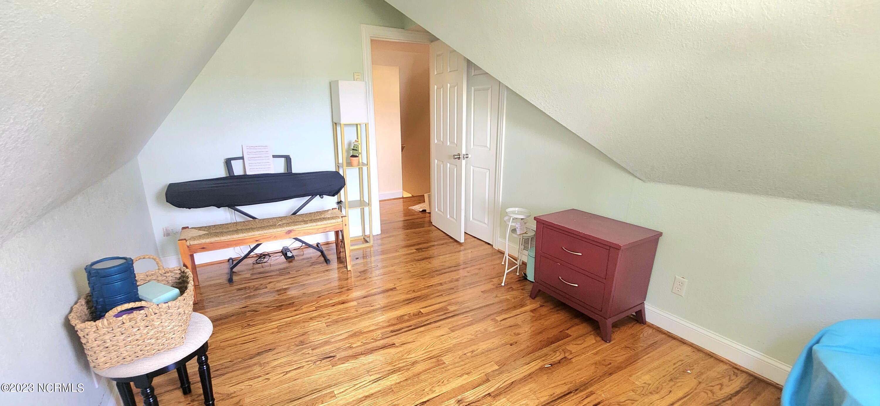 910 Maple Street Elizabeth City, NC 27909 - Photo 26 of 39 20230729_121156