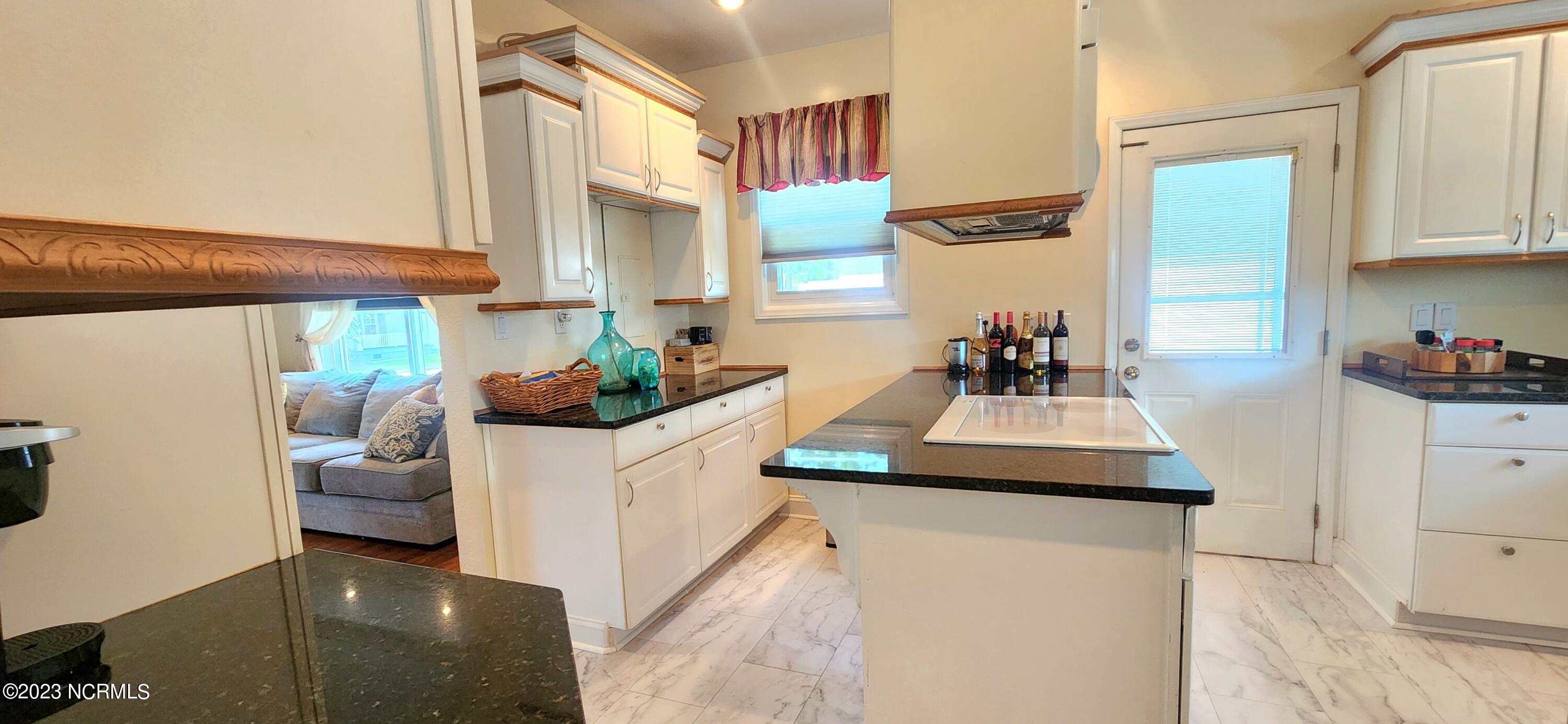 910 Maple Street Elizabeth City, NC 27909 - Photo 6 of 39 20230729_114407