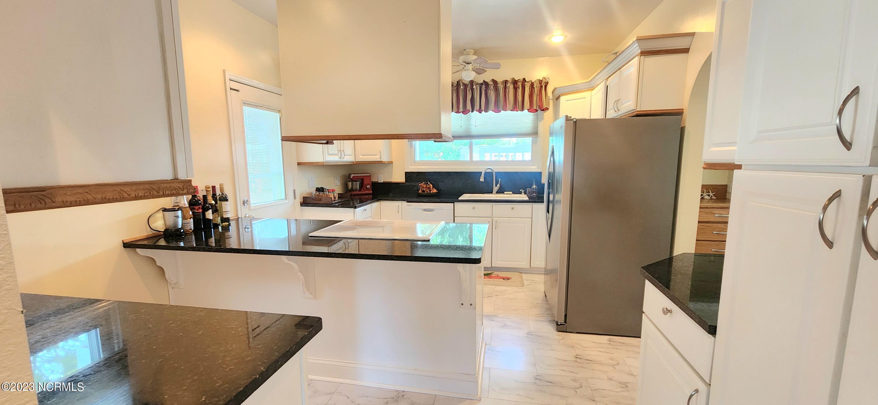 910 Maple Street Elizabeth City, NC 27909 - Photo 7 of 39 20230729_114319