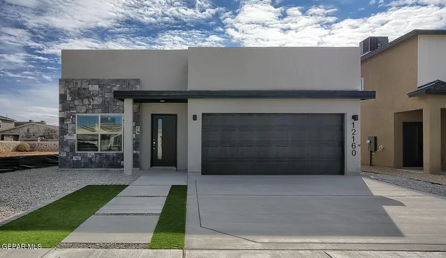 a building with a outdoor space