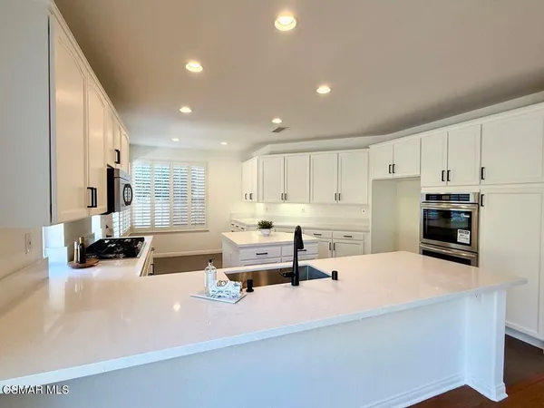 $5,700 | 2659 Capella Way, Thousand Oaks, CA 91362