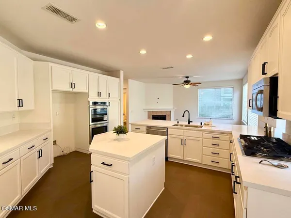 $5,700 | 2659 Capella Way, Thousand Oaks, CA 91362