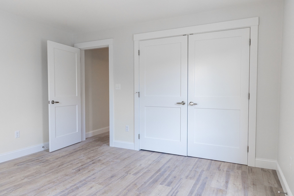 71 Friend Street, Unit 2 Gloucester, MA 01930 - Photo 5 of 18