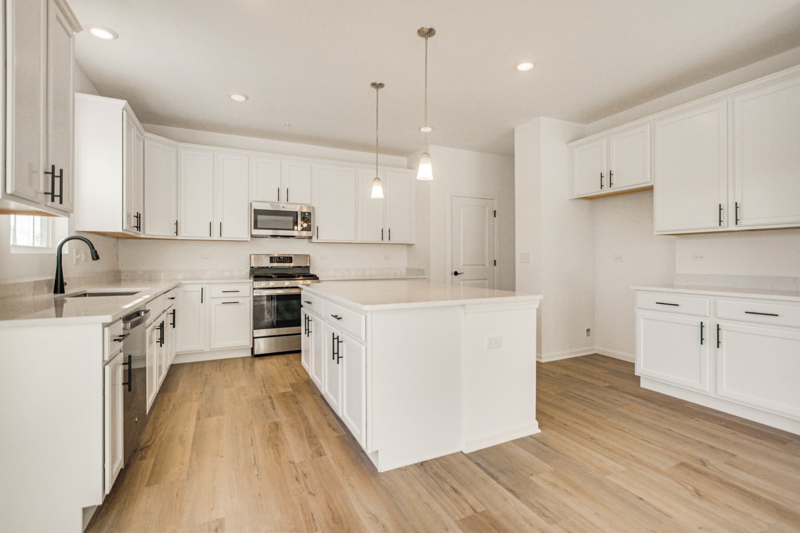 10816 Ashlar Road Huntley, IL 60142 - Photo 15 of 29 Gallery Image 15