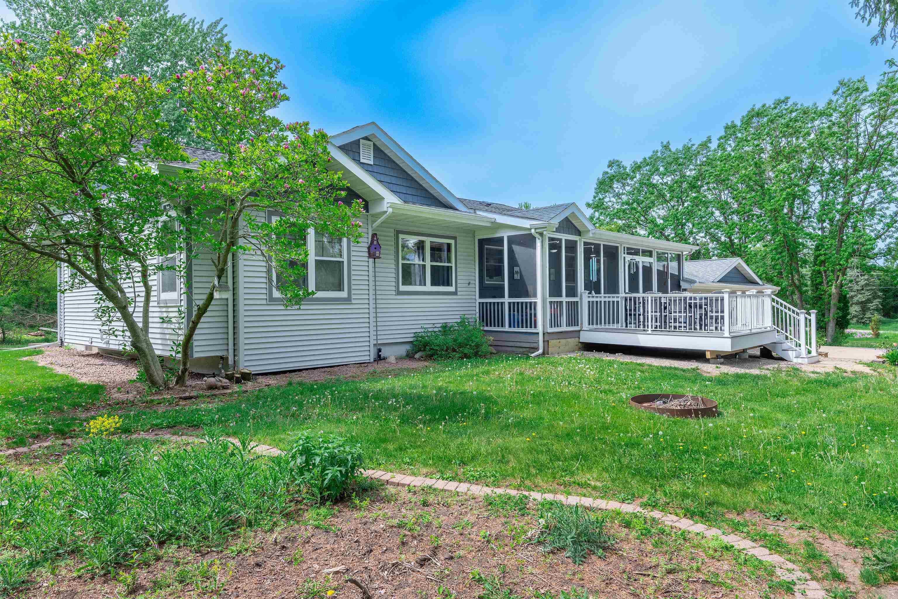 5086 Valley Heights Road Oshkosh, WI 54904 - Photo 85 of 86